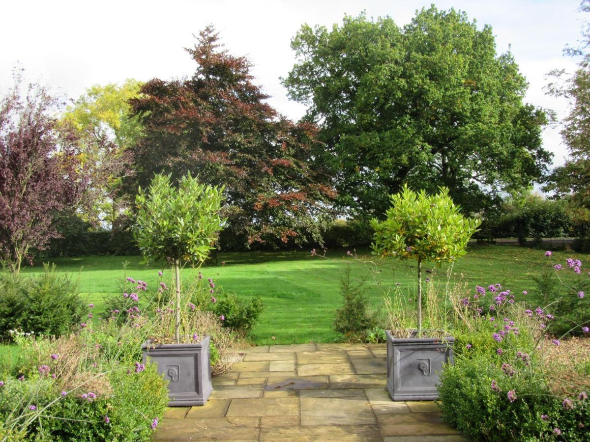 Weston Hill Farm Moreton Pinkney Exterior photo